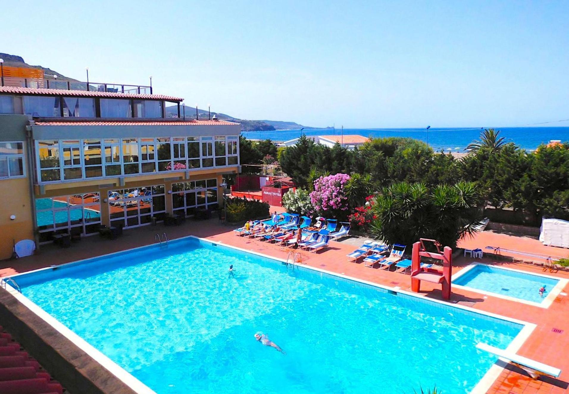 Malaspina Hotel & Resort Боза Екстериор снимка